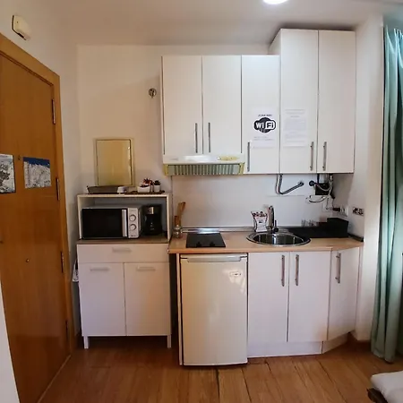 Estupendo Apartamento 1 Dormitorio, 1 Salon, Bano , Wifi Sky Montana Apartment Sierra Nevada